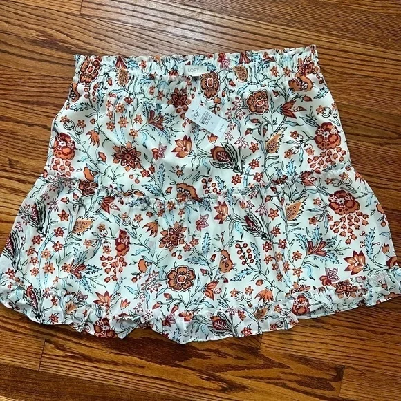 New LOFT Floral Flounce Skirt Size Large - Picture 2 of 4